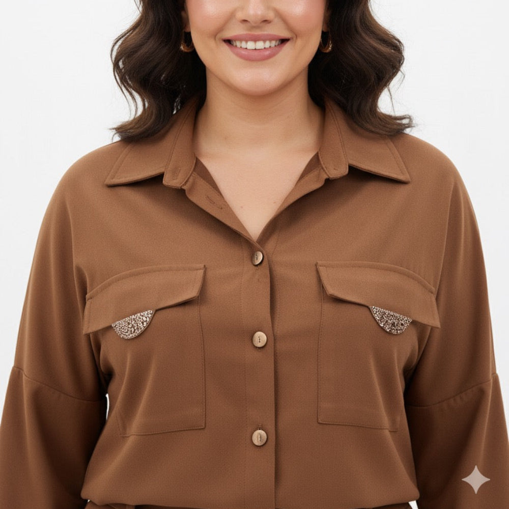 Rudi marškiniai su metalinėmis detalėmis (modelis 13292)