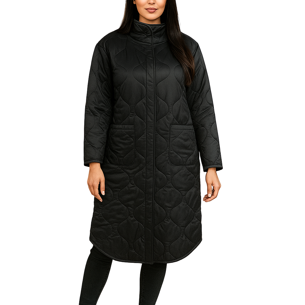 Juoda moteriška iki kelių dygsniuota striukė su kišenėmis, demonstruojama ant modelio