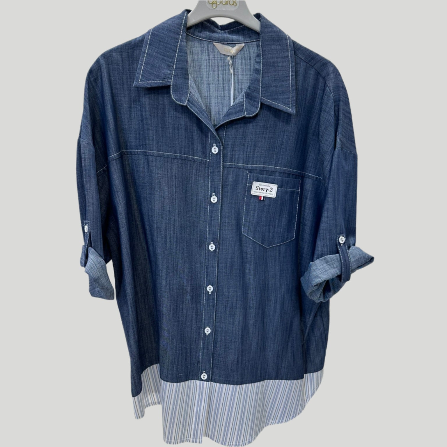 dzinisiniai marskiniai su imitacija